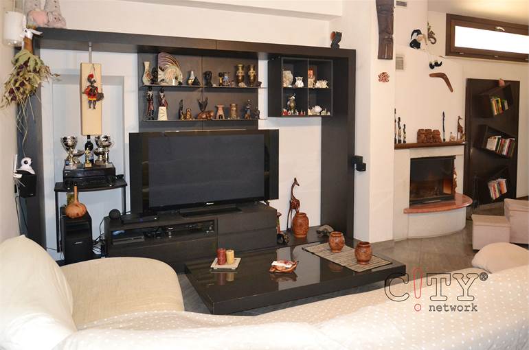 Soggiorno con camino