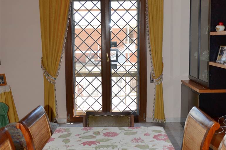 Grate su tutti gli infissi