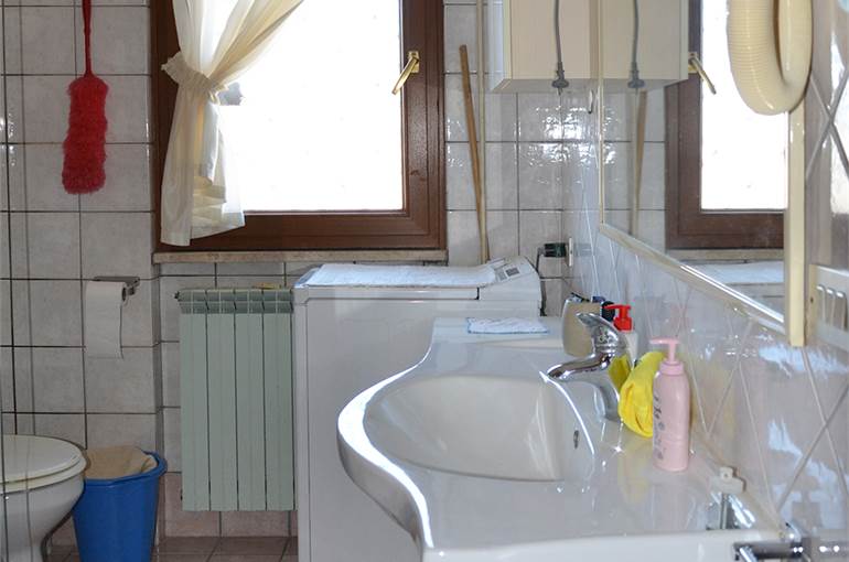 Bagno con finestra