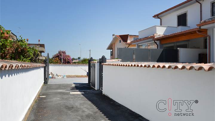 Ti consigliamo anche