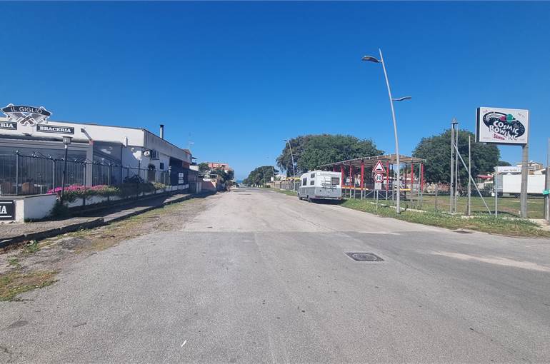 Locale in Ardea Via Dei Gigli