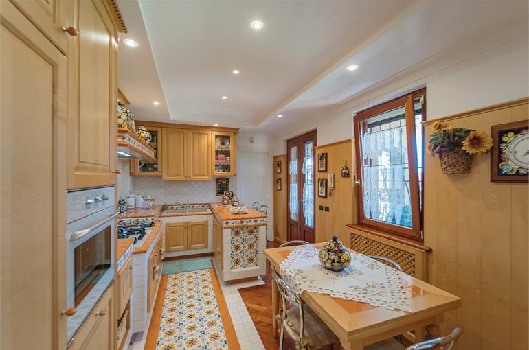 Cucina abitabile 