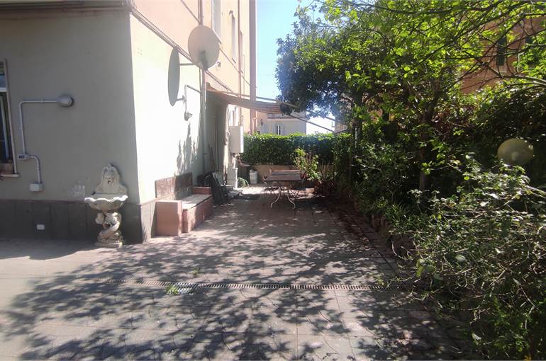 Giardino privato su due livelli