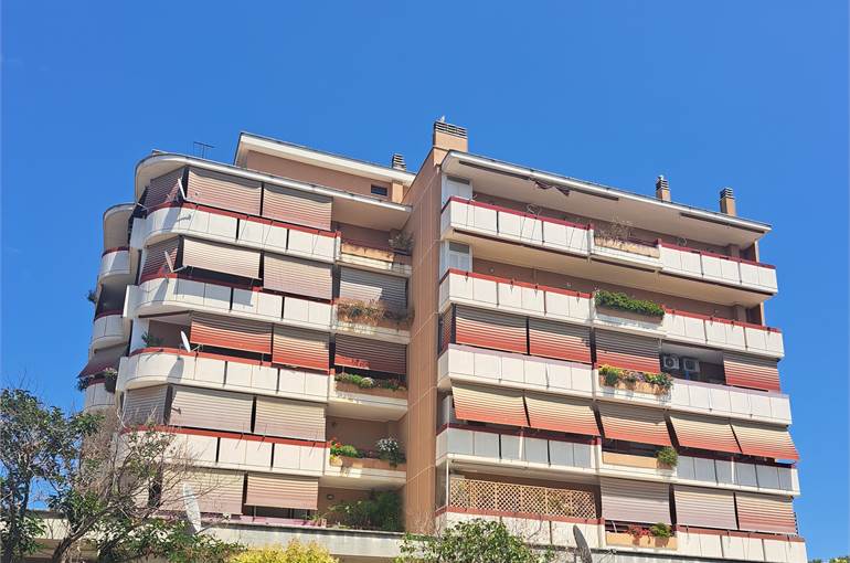 Facciata palazzina 