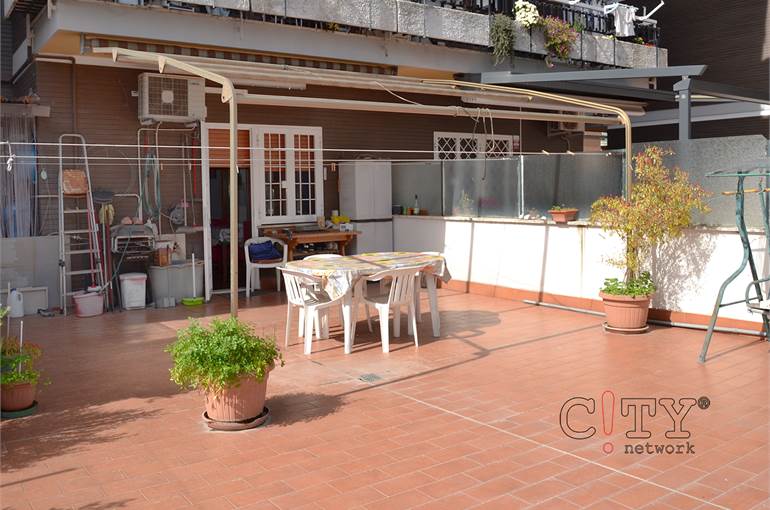 Grande terrazza vivibile lato sud