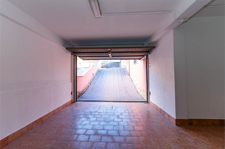 Apertura box motorizzata