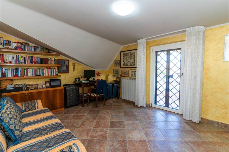 Camera letto 2 piano primo