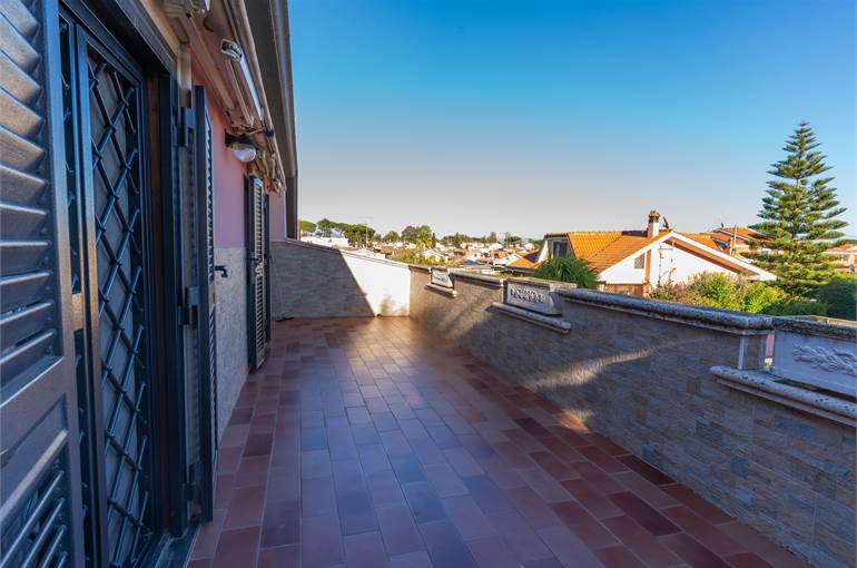 Terrazza zona notte piano primo