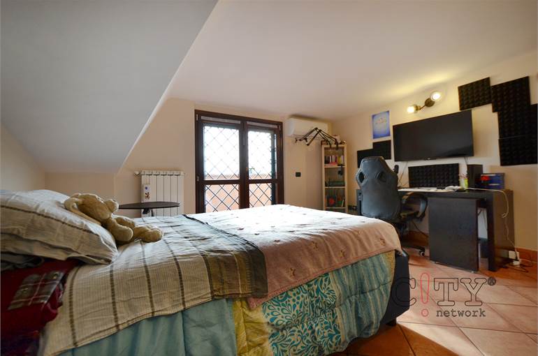 Camera 2 piano primo