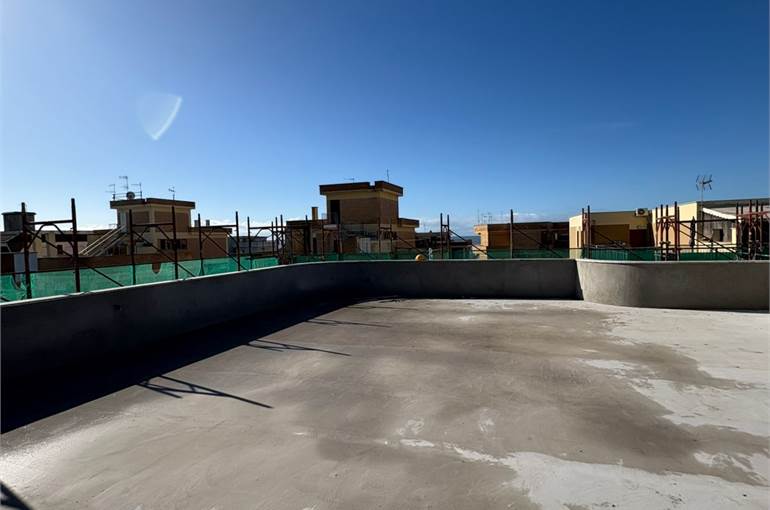 Terrazza piano superiore lastrico solare