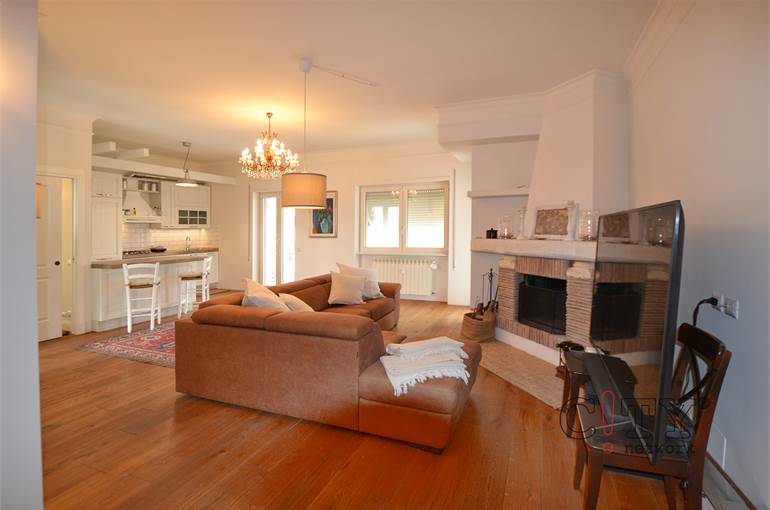 Soggiorno con camino