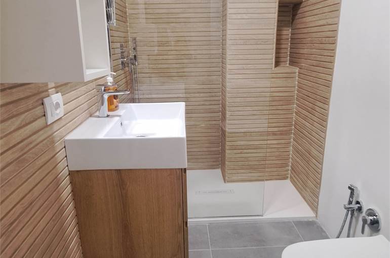 Bagno interno alla camera