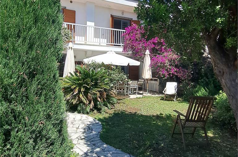 Villino su piu' livelli