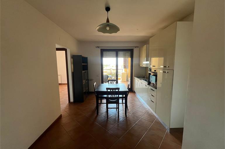 Soggiorno con cucina a vista 