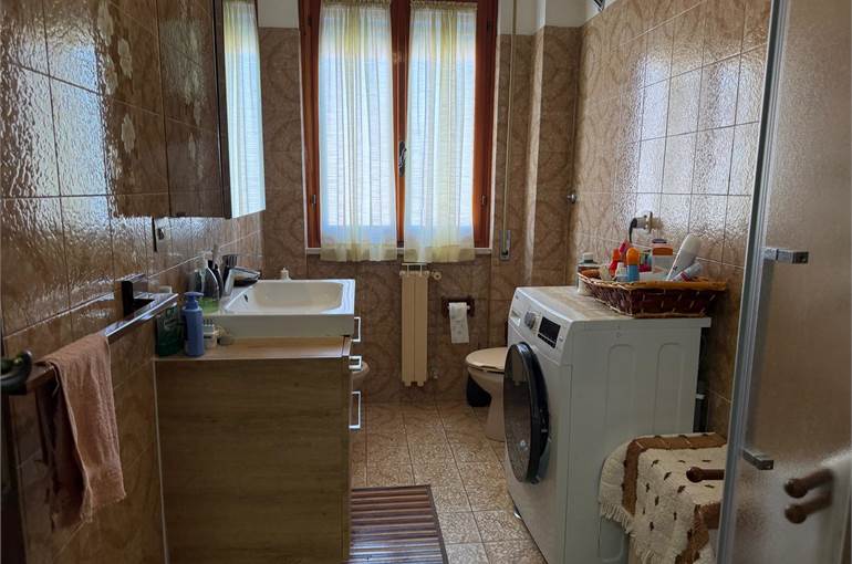 Bagno con doccia