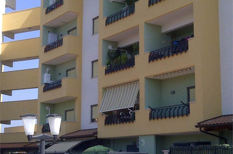 Facciata esterna palazzina