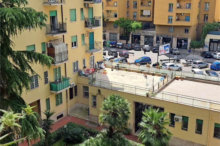 Cortile condominiale - servizio di portierato