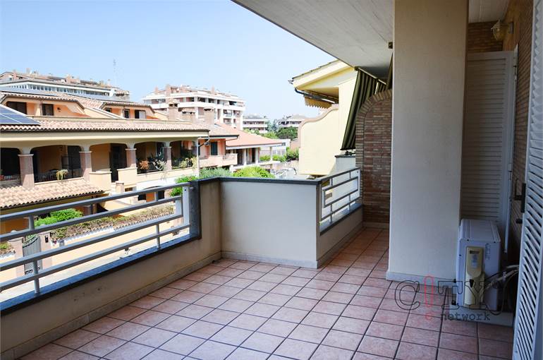 Balcone affaccio lato ovest camerette