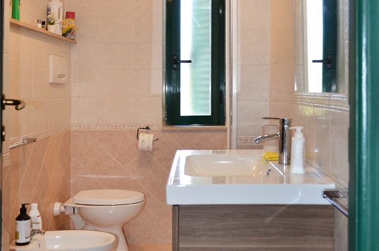Bagno con finestra