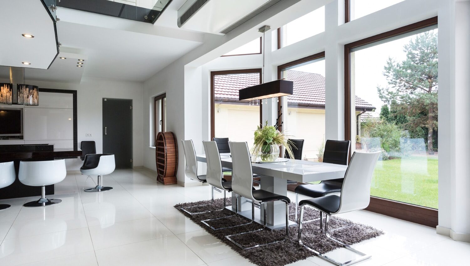 6 Bedroom Semi-Detached House in Barking and Dagenham